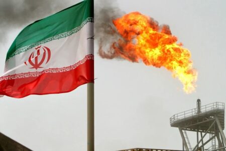 تشدید تحریم شبکه فروش ایران از سوی آمریکا؛ واشنگتن چگونه مانع خرید نفت می‌شود؟