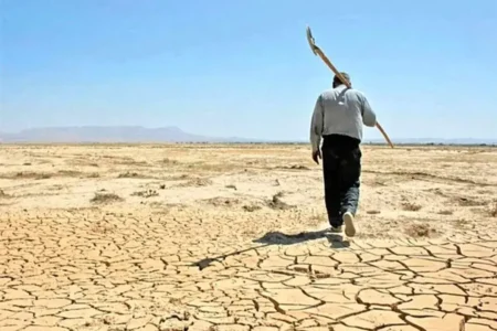 تهران تشنه‌تر از همیشه؛ ذخایر سد‌ها در پایین‌ترین سطح ۶۰ سال اخیر
