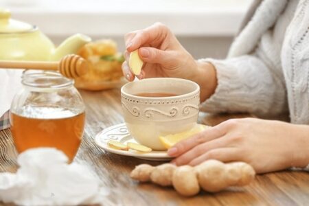 خوراکی ها و نوشیدنی های مفید و توصیه شده برای روزهای سرد زمستان