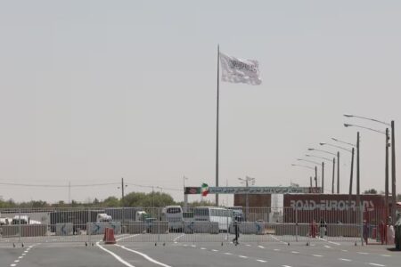 رویترز: ایران به اصلی‌ترین مسیر تزانزیتی برای افغانستان تبدیل شده است