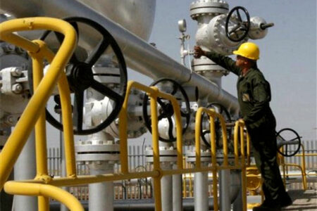 مروری بر وضعیت بازار نفت در هفته گذشته/ اختلال عرضه آمریکا در پی وقوع طوفان از قیمت‌ها حمایت کرد