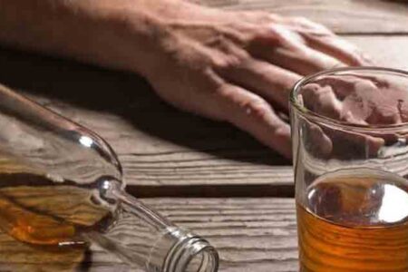 هشدار! افزایش موارد مسمومیت با الکل و متانول