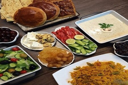 بایدها و نبایدهای غذایی برای سحری و افطاری