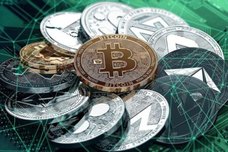 بازخوانی سناریوی ۲۰۲۲ برای ارزهای دیجیتال؛ نفت چه پیامی برای بیت‌کوین دارد؟