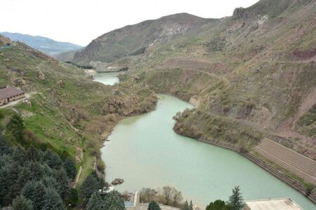 بحران آب در راه تهران/ سد لار فقط ۲ درصد پر است