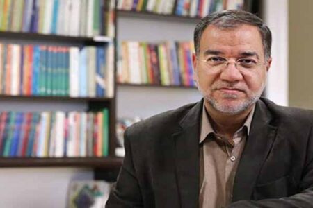 فضائلی: تا دقایقی دیگر جزئیات مراسم تشییع قائد امت اعلام می‌شود