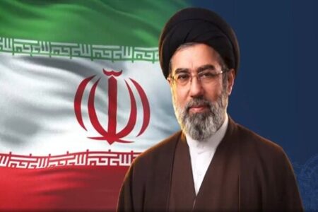 رهبر انقلاب: دفاع از مجاهدان لبنان، سیاست راهبردی جمهوری اسلامی است