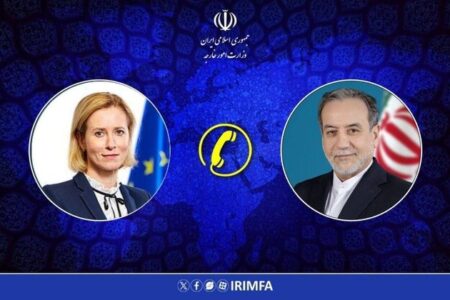 گفتگوی وزیر امور خارجه کشورمان و مسئول سیاست خارجی اتحادیه اروپا