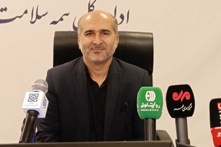 مشکل بیمه سلامت برای پرداخت حق مراکز درمانی به دلیل گرانی هزینه درمان