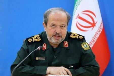 سرپرست وزارت دفاع: توان هدف قرار دادن ناوهای آمریکایی را داریم